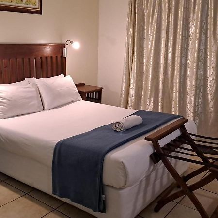 Green Door Guest House Μόσελ Μπέι Εξωτερικό φωτογραφία