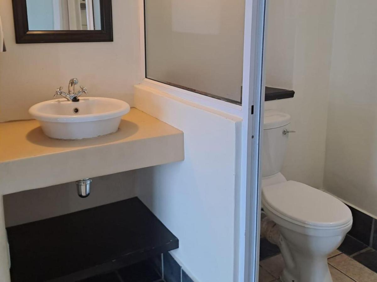 Green Door Guest House Μόσελ Μπέι Δωμάτιο φωτογραφία