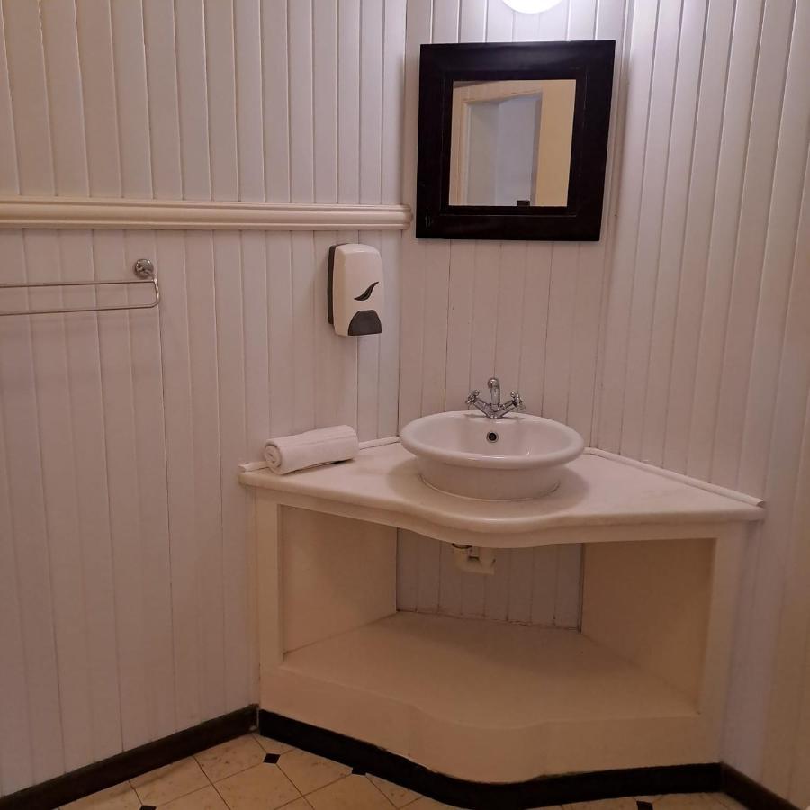 Green Door Guest House Μόσελ Μπέι Εξωτερικό φωτογραφία