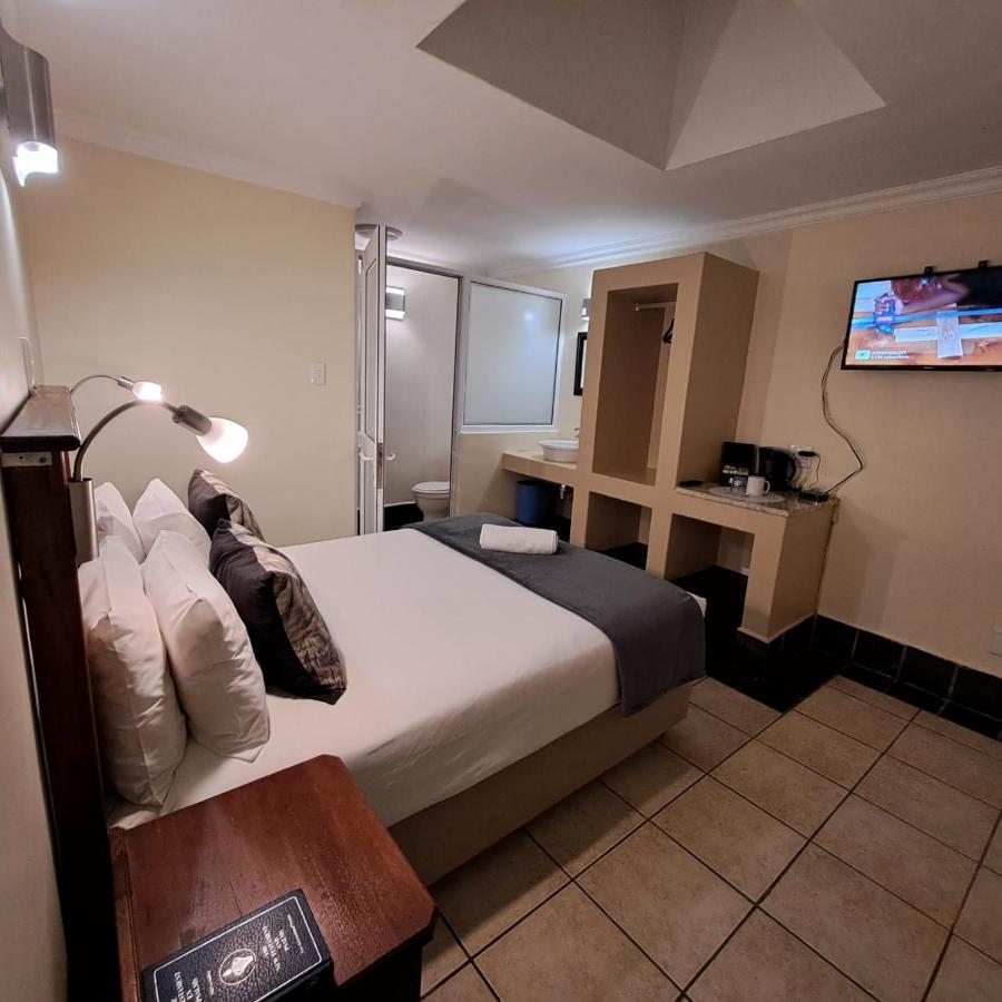 Green Door Guest House Μόσελ Μπέι Εξωτερικό φωτογραφία