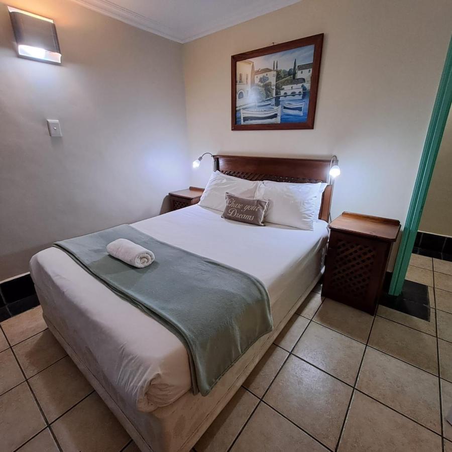 Green Door Guest House Μόσελ Μπέι Εξωτερικό φωτογραφία