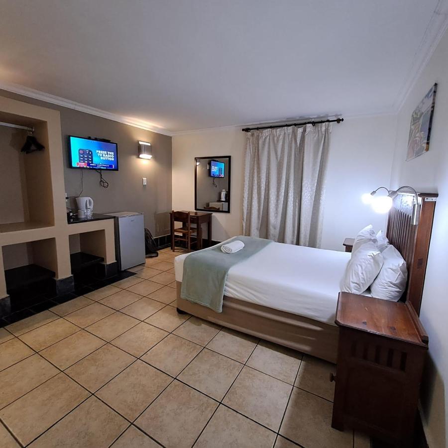 Green Door Guest House Μόσελ Μπέι Εξωτερικό φωτογραφία