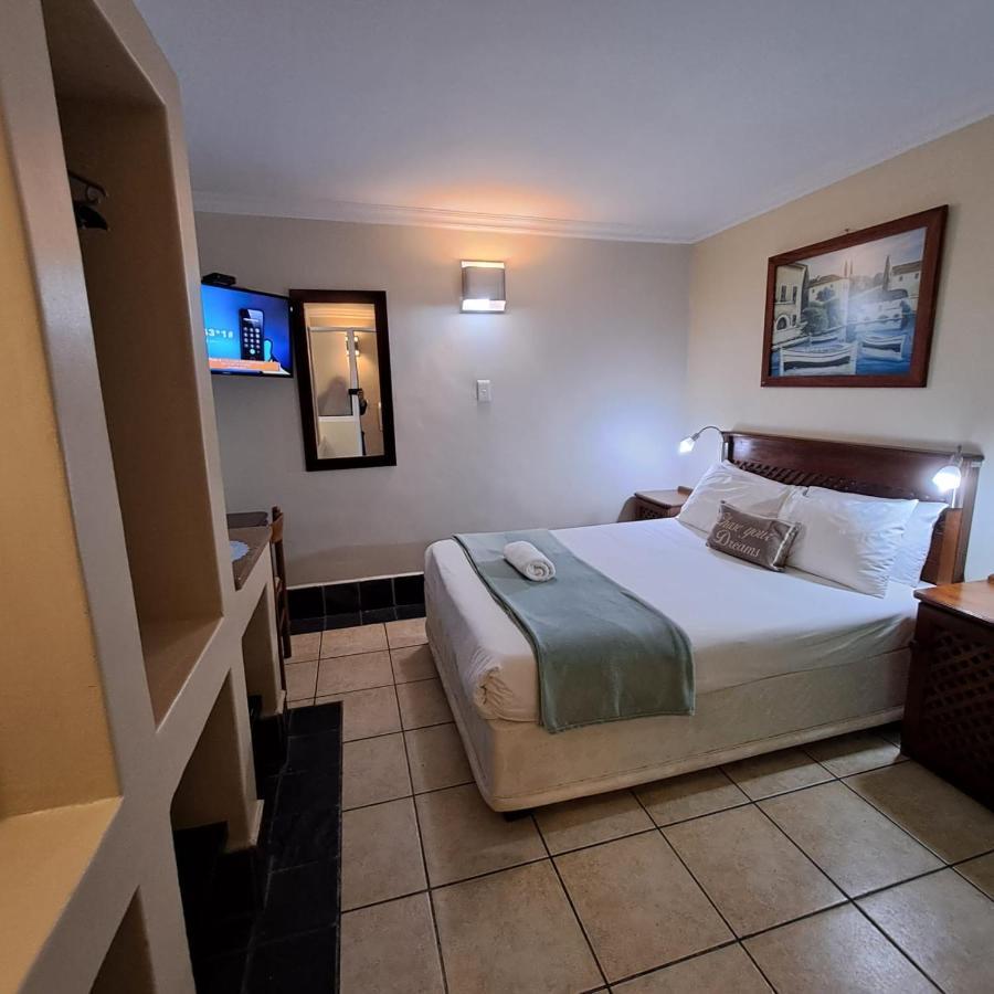 Green Door Guest House Μόσελ Μπέι Εξωτερικό φωτογραφία
