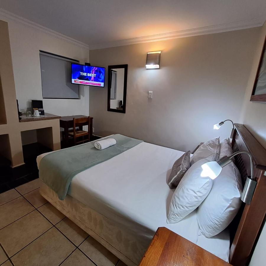 Green Door Guest House Μόσελ Μπέι Εξωτερικό φωτογραφία