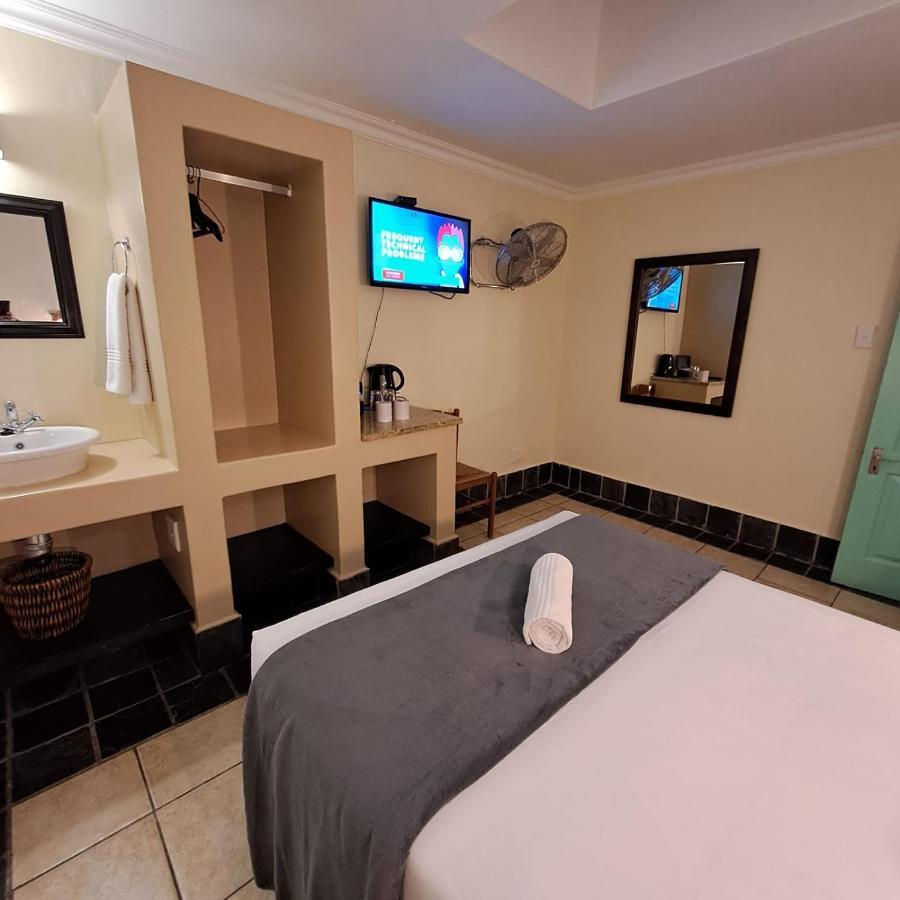 Green Door Guest House Μόσελ Μπέι Εξωτερικό φωτογραφία